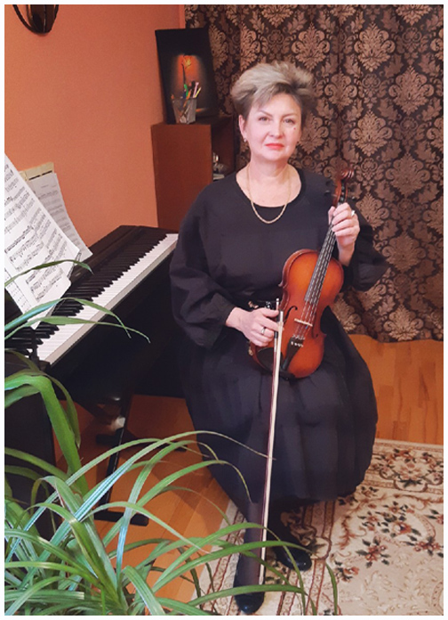 Насонова Елена Анатольевна - преподаватель (скрипка, альт)